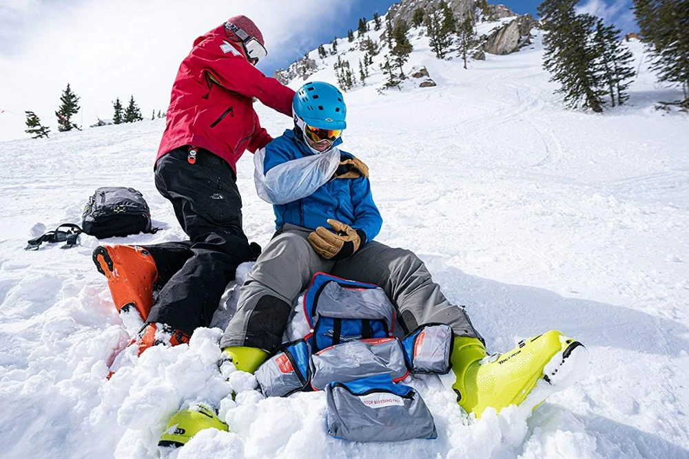 Adventure Medical Kits Mountain Series Guide Medical Kit 9 Adventure Medical Kits Mountain Series Guide Medical Kit - Image 9