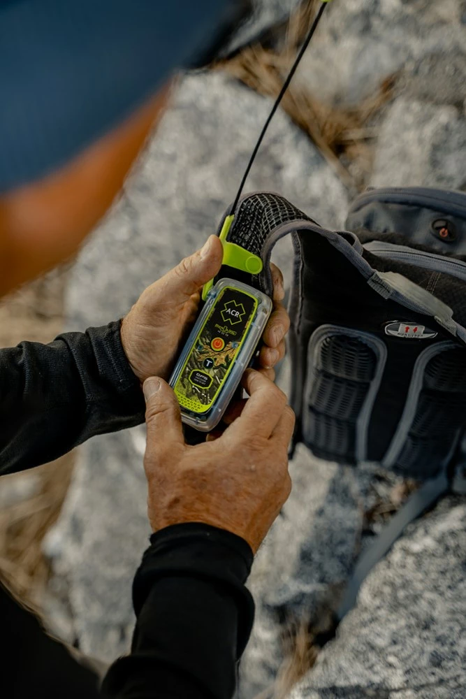 ACR Electronics ResQLink 400 Personal Locator Beacon 10 ACR Electronics ResQLink 400 Personal Locator Beacon - Image 10